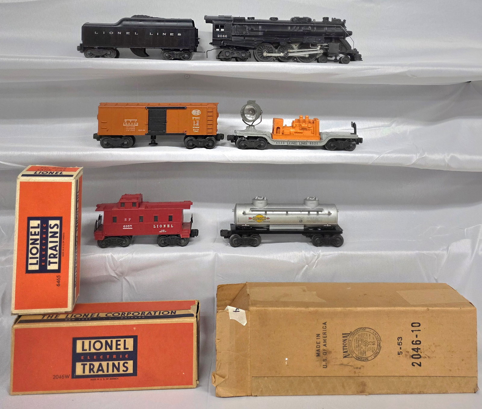 Lionel Postwar Factory Train Set (1 of 5)