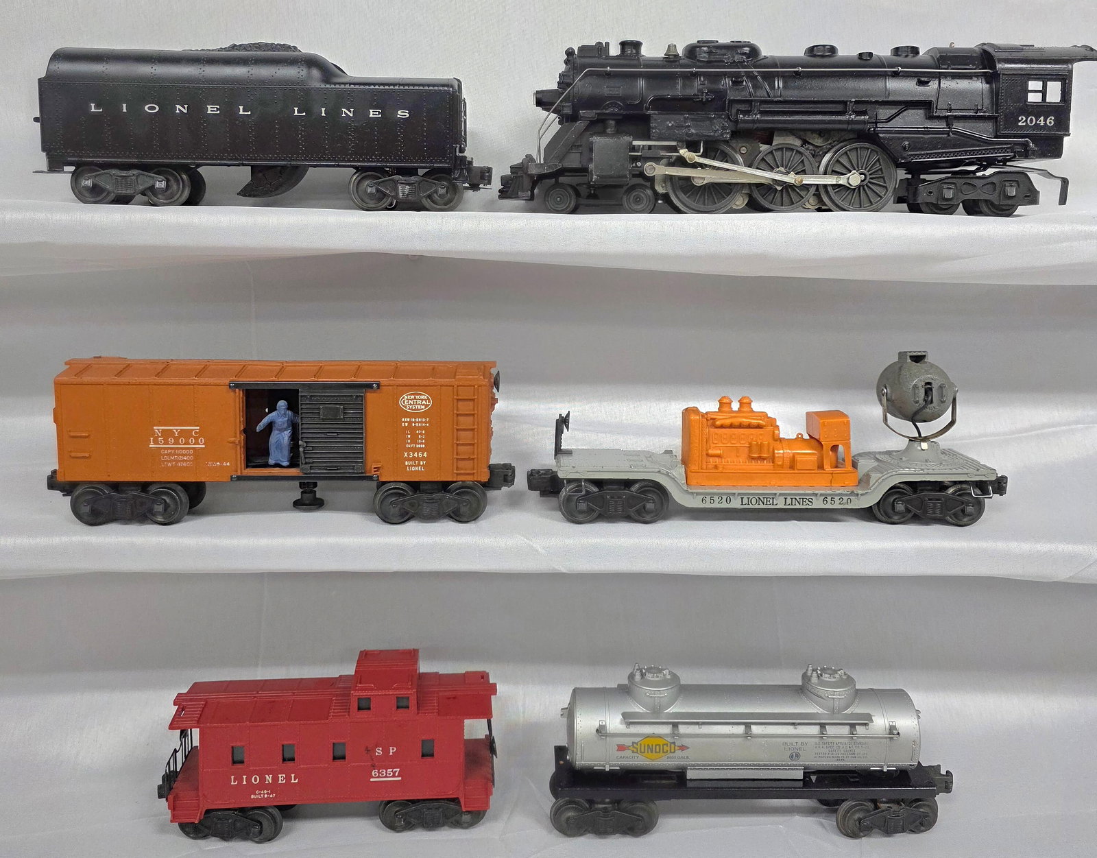 Lionel Postwar Factory Train Set - 3