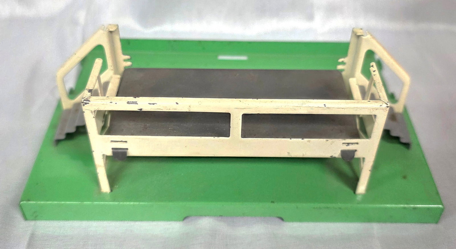 Lionel Postwar Factory Train Set - 9