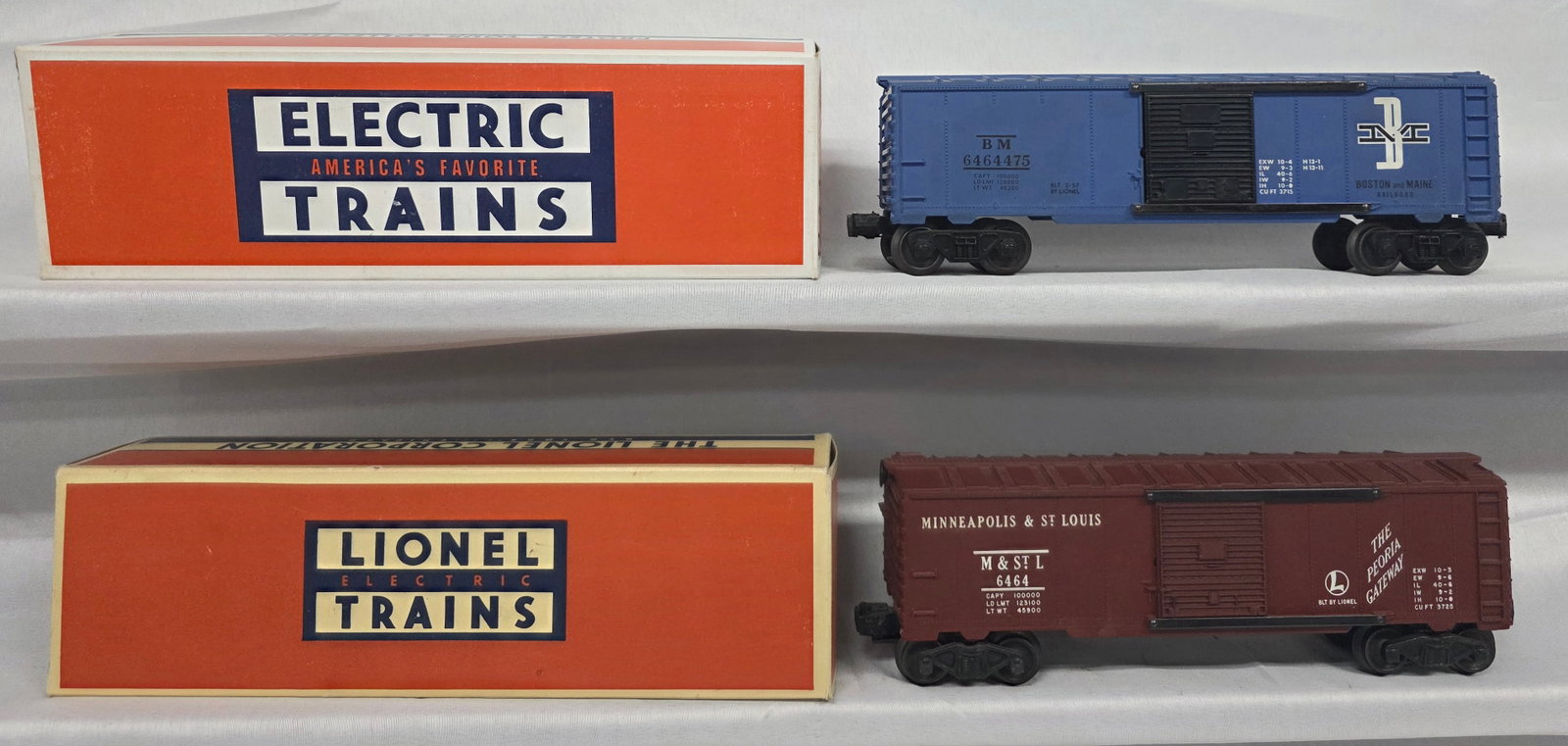 Lionel Postwar 6464Boxcar Lot of 2 (1 of 7)