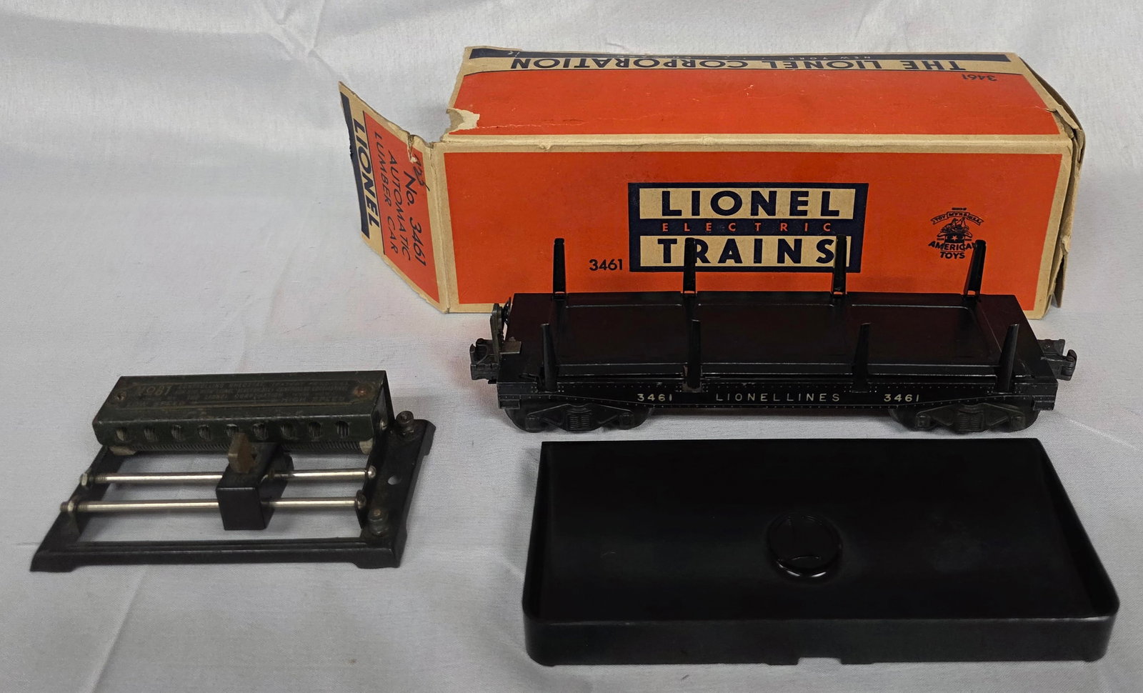 Lionel PW 3461 Auto Lumber Car & 81 Rheostat: Lionel Postwar #3461 Auto Lumber Car & #81 Rheostat.