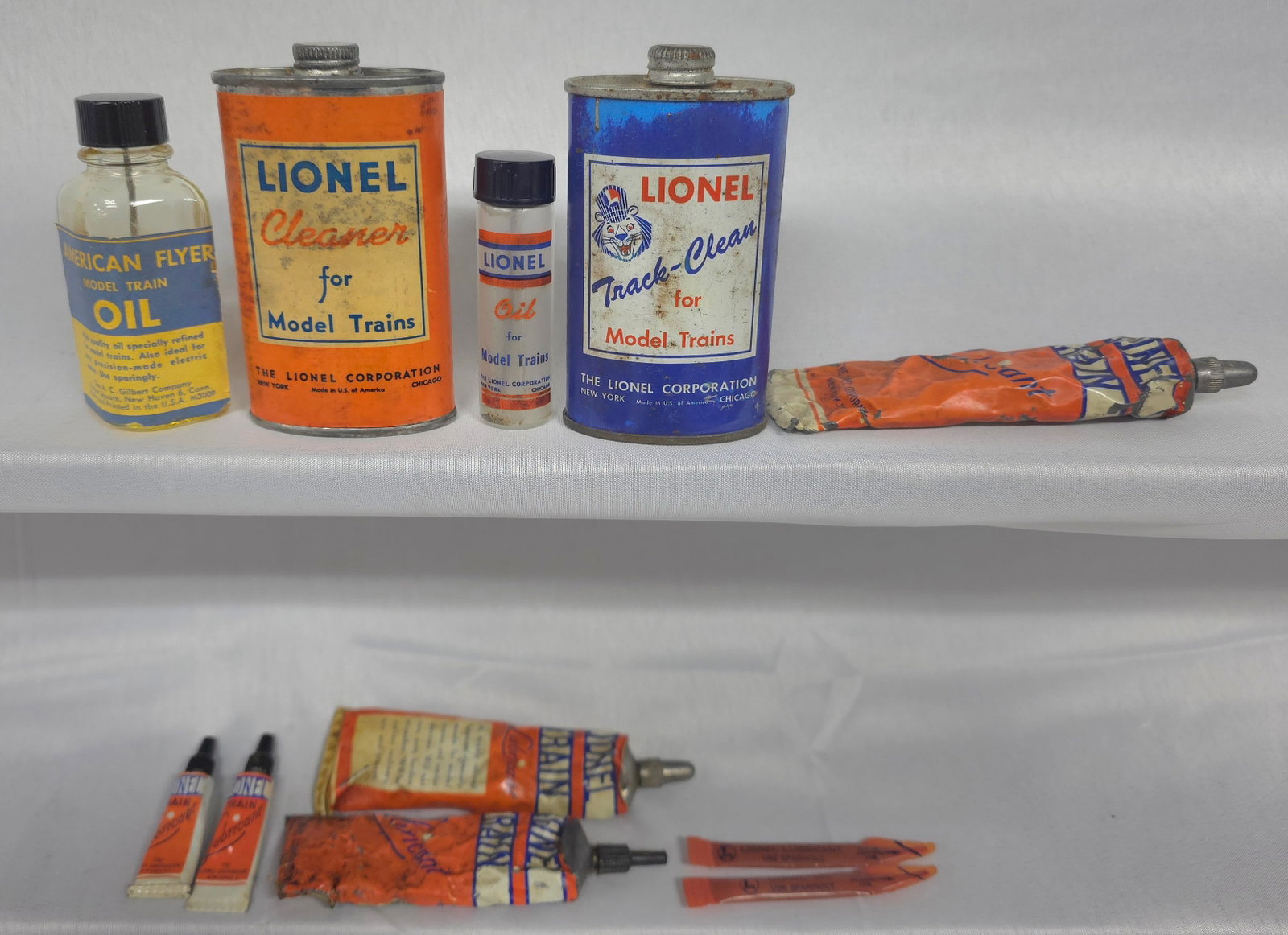 Lionel Postwar Lot of Lubricant & Cleaner (1 of 1)