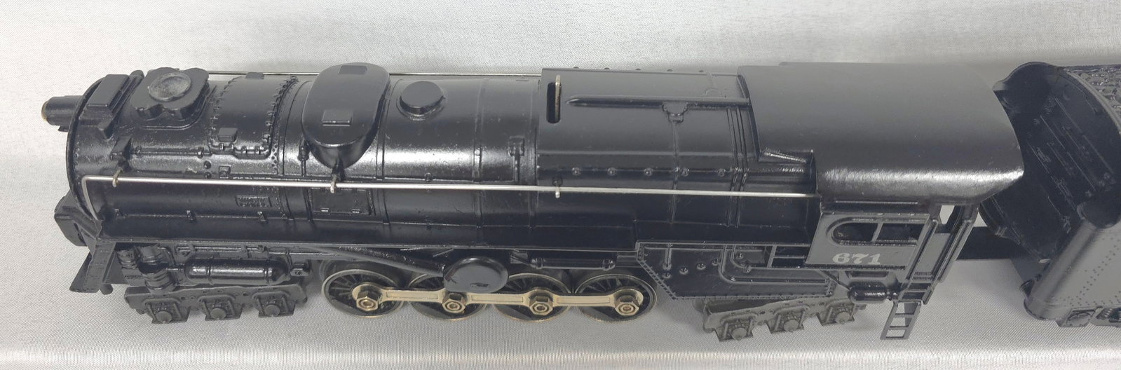 Lionel Postwar 671 Engine and Tender - 3