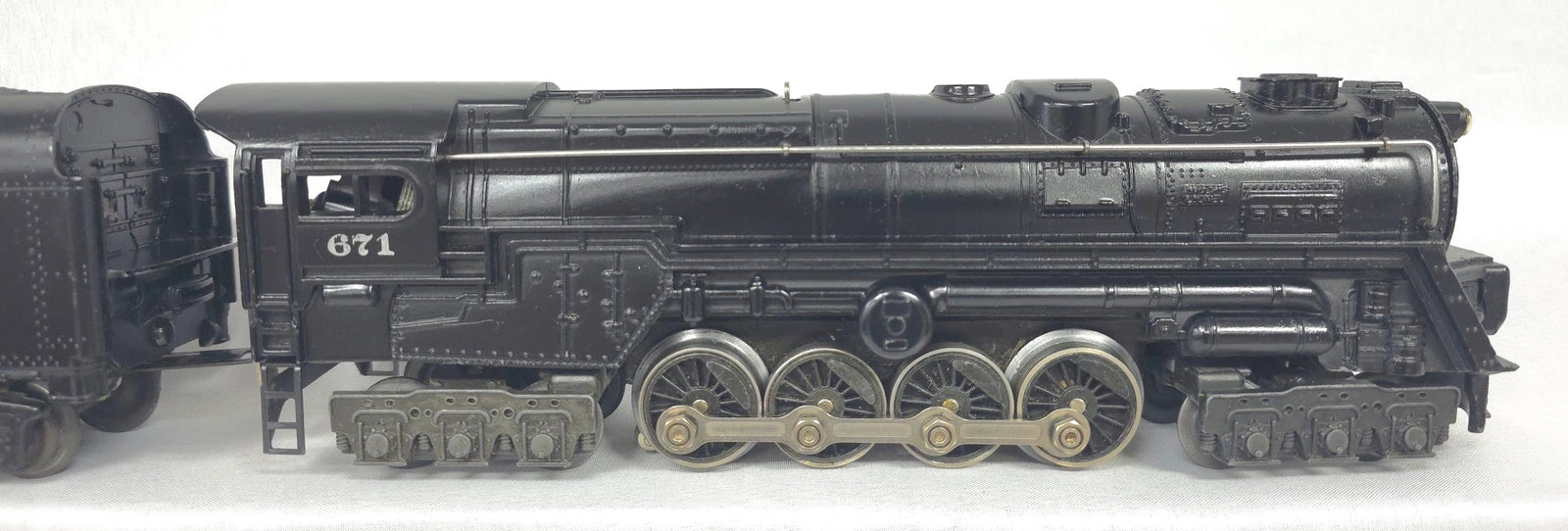 Lionel Postwar 671 Engine and Tender - 8