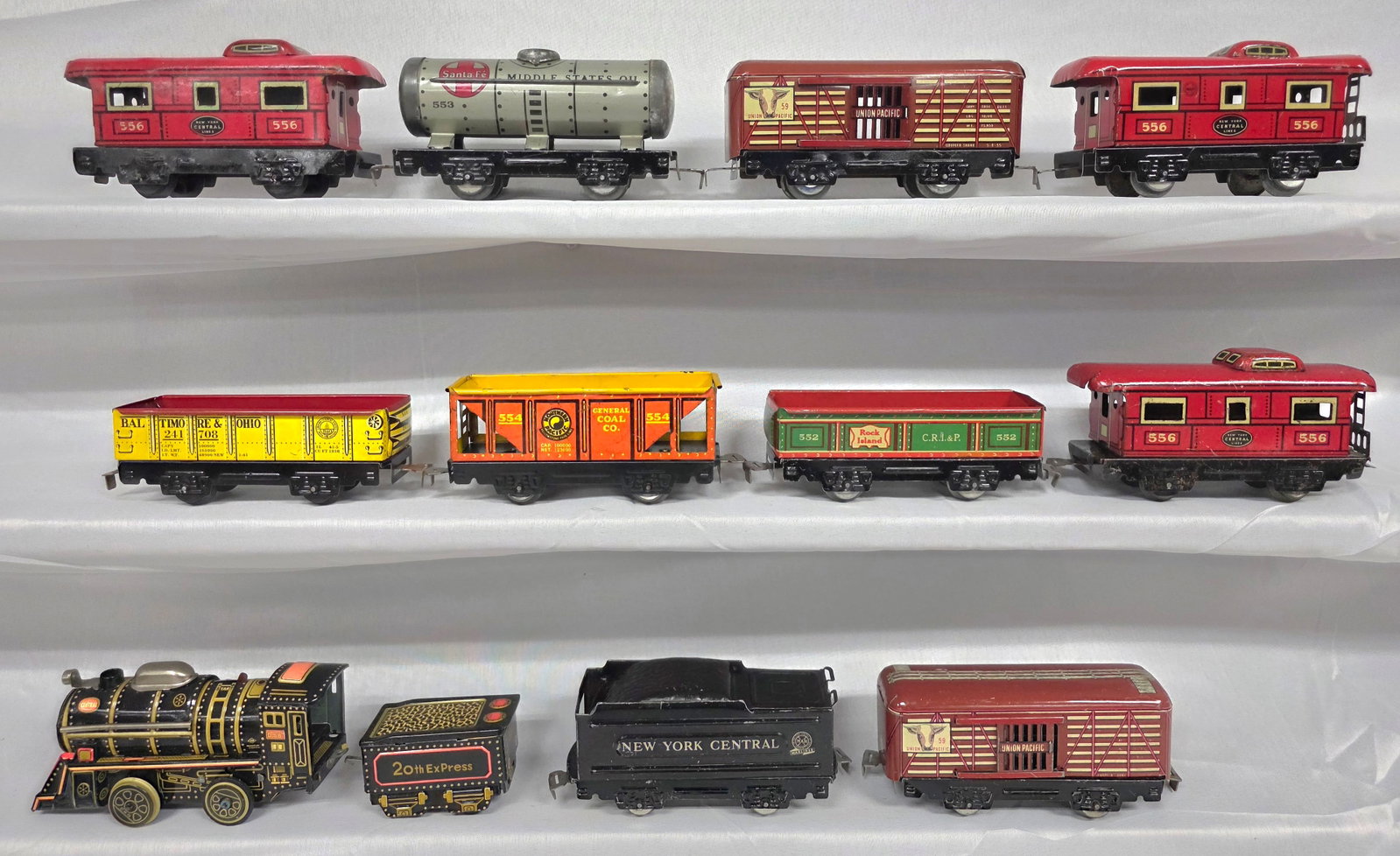 Marx Train Tin Lithograph Train Lot of 12 (1 of 2)