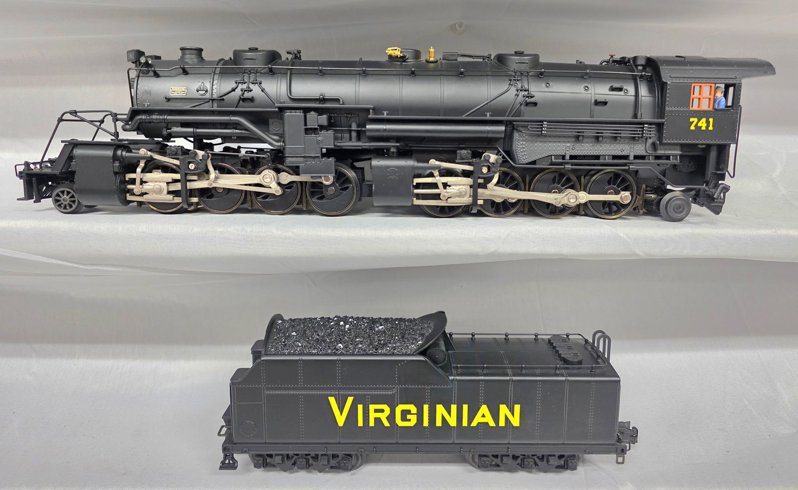 Lionel Virginian Railway 741 Steam Locomotive (1 of 8)