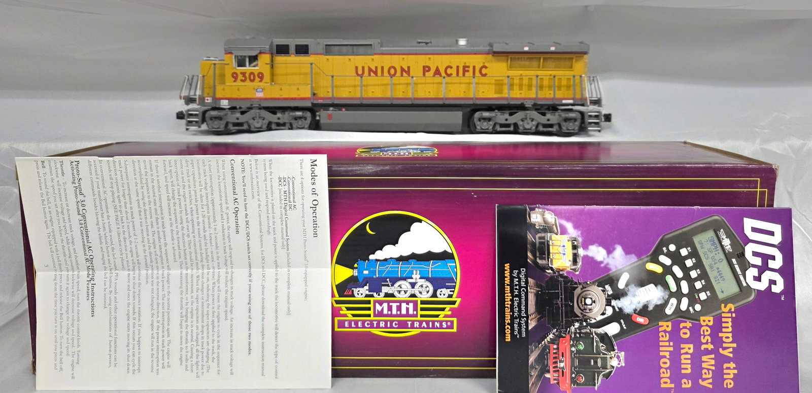 MTH Union Pacific 9309 Diesel Locomotive (1 of 7)
