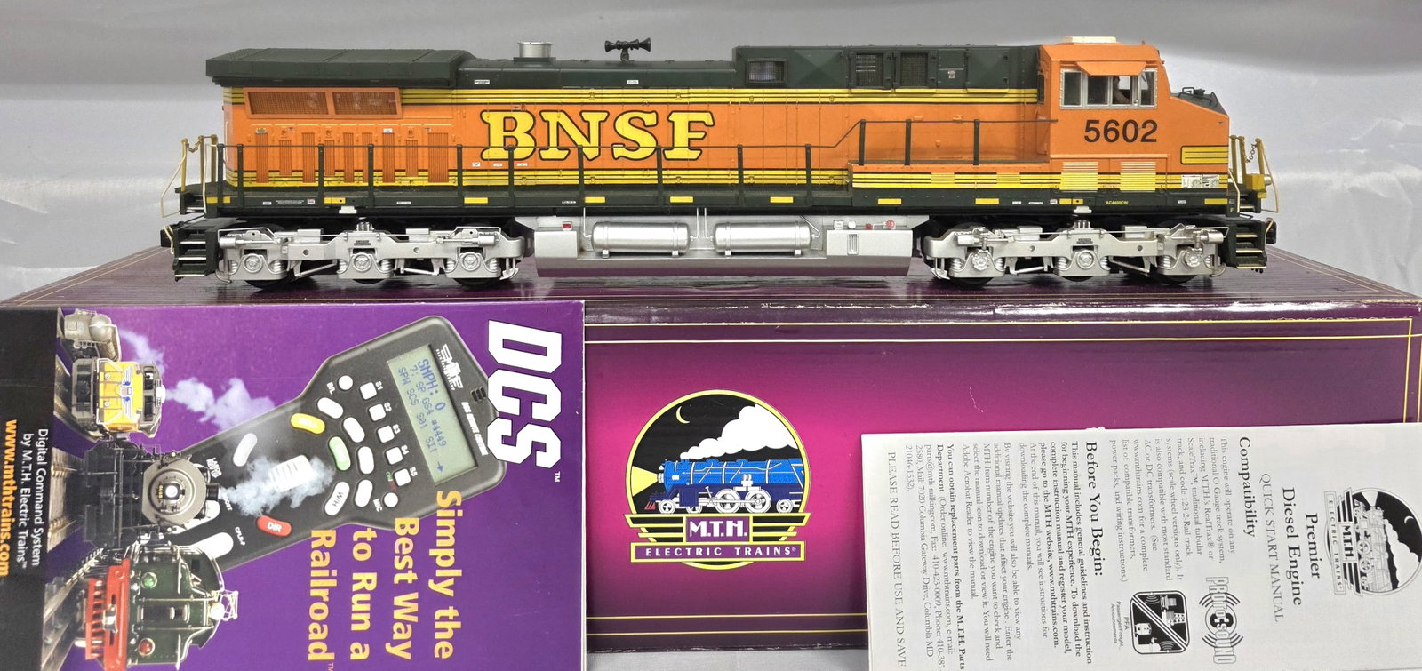 MTH BNSF 5602 Premier Diesel Locomotive (1 of 7)