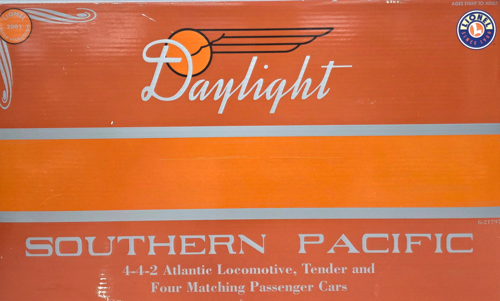 2001 Lionel Southern Pacific Daylight Train Set (1 of 13)