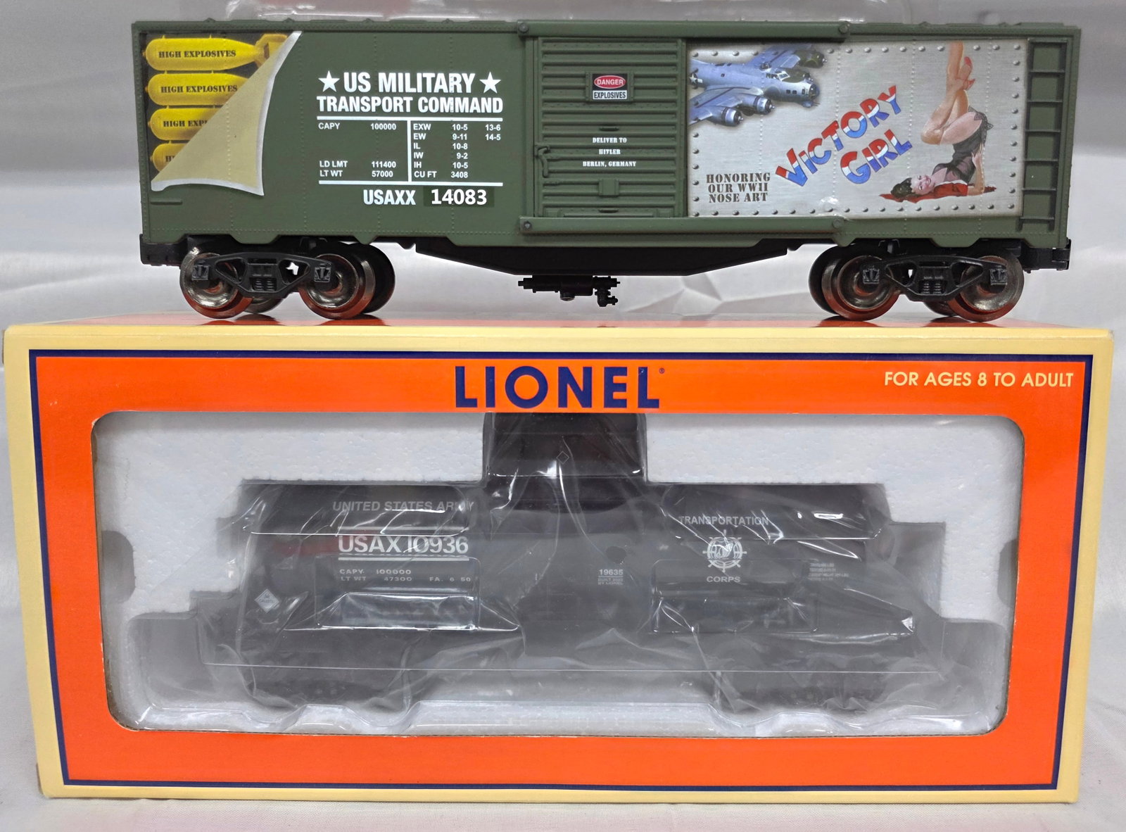 Lionel & Menards' Military Car Lot of 2 (NIB) (1 of 3)