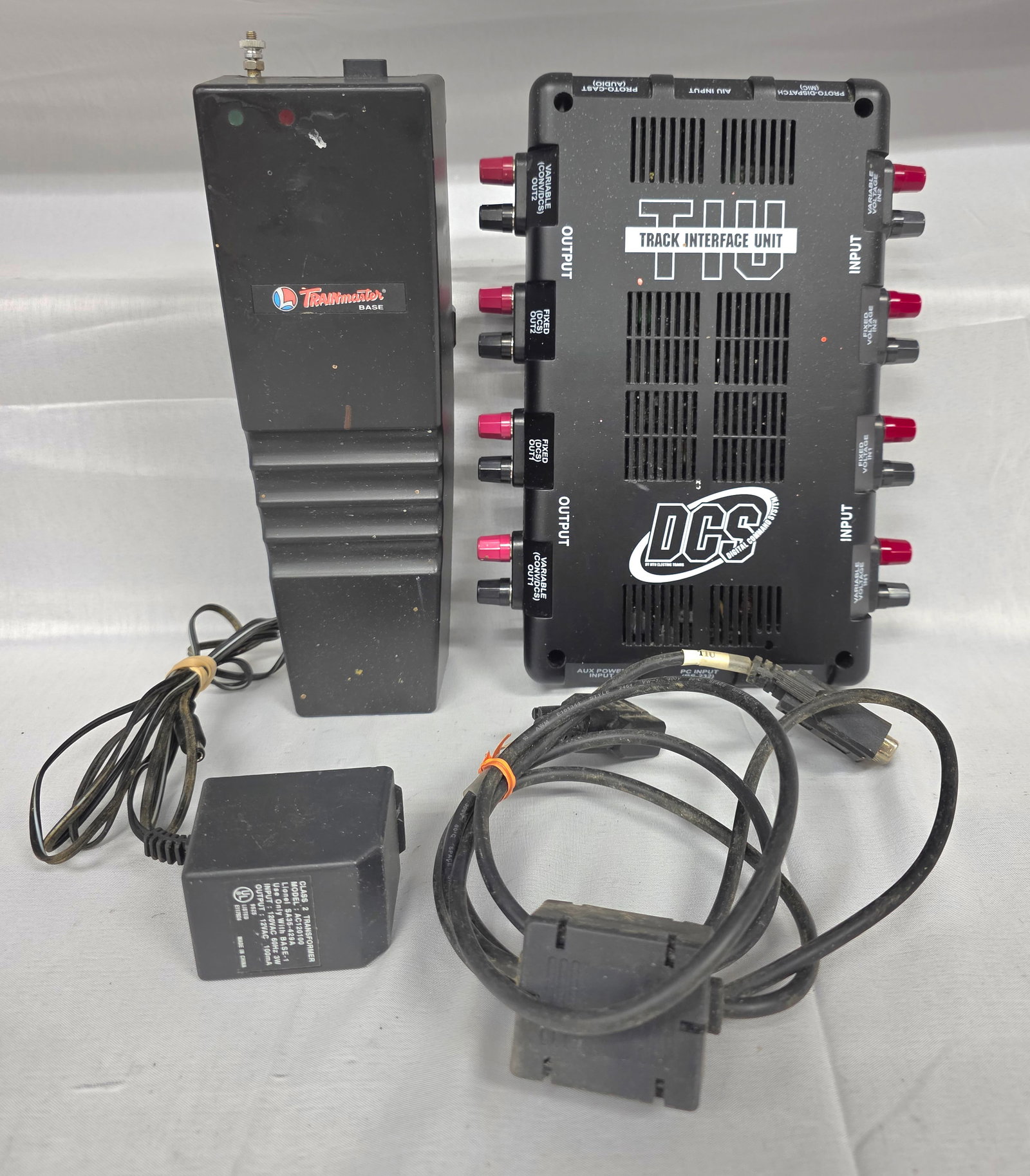 MTH DCS TIU & Lionel Trainmaster Base - Tested (1 of 1)