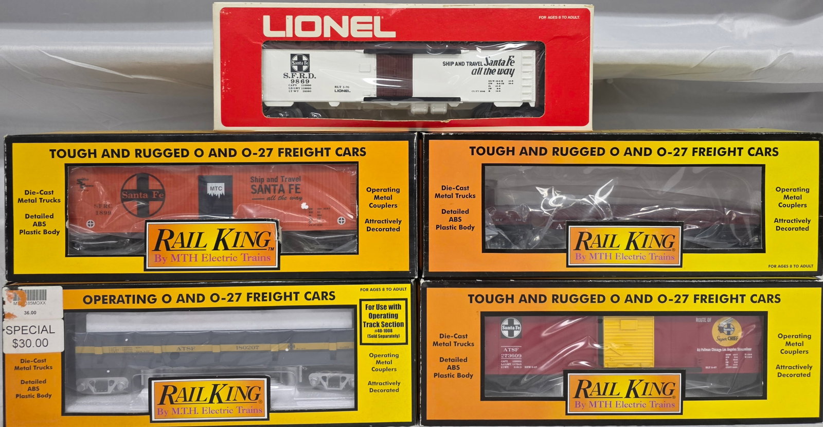 RailKing & Lionel Sante Fe Rolling Stock Lot of 5 (1 of 2)