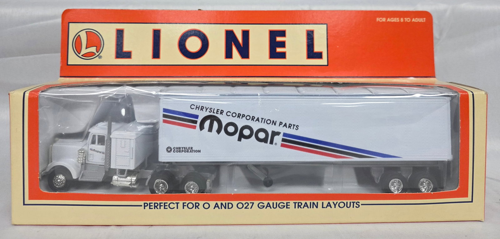 Lionel Mopar Tractor Trailer (NIB) (1 of 2)