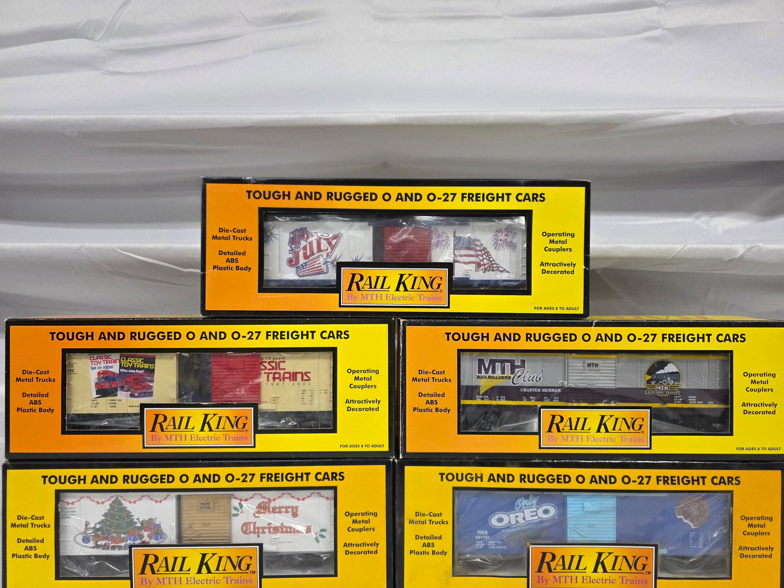 RailKing Boxcar Lot of 5 (NIB) (1 of 2)