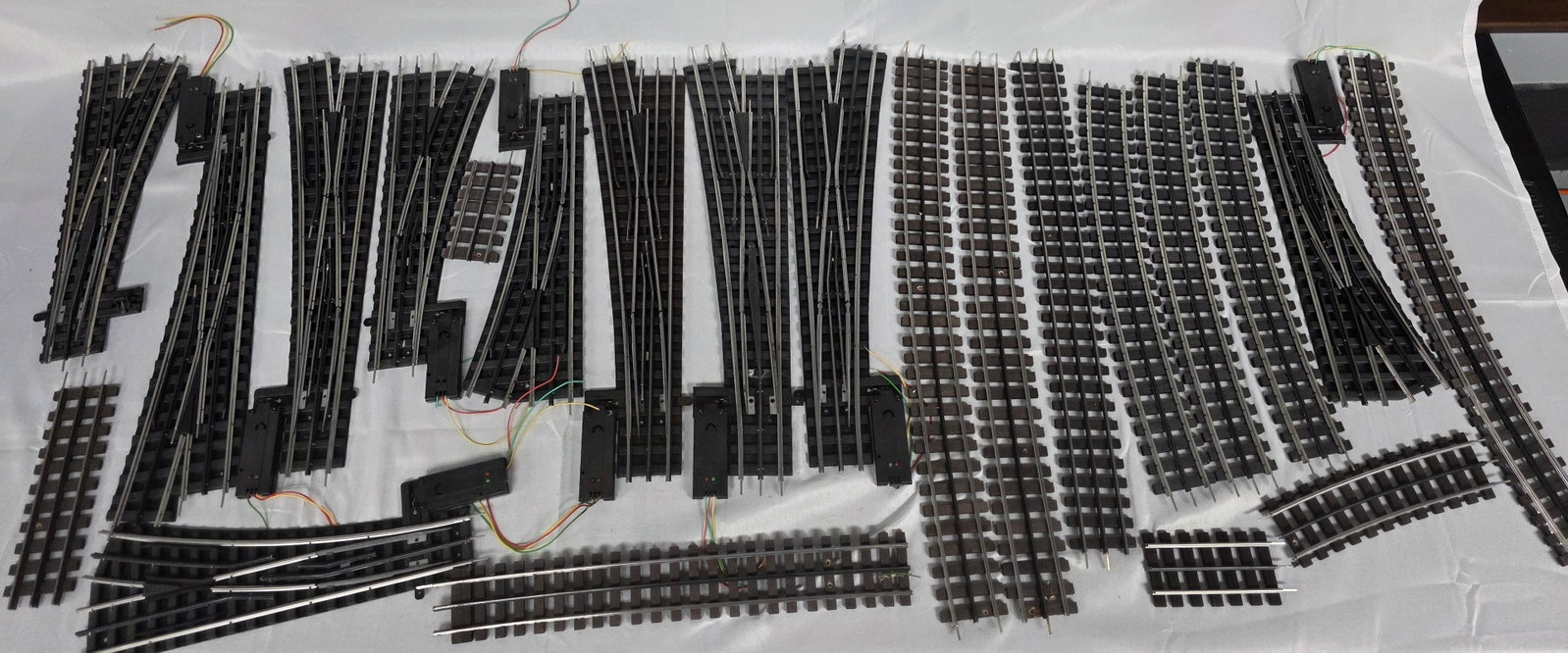 GarGraves Switch and Track Lot: GarGraves Switch and Track Lot as pictured. All track switches are in tested and working order.