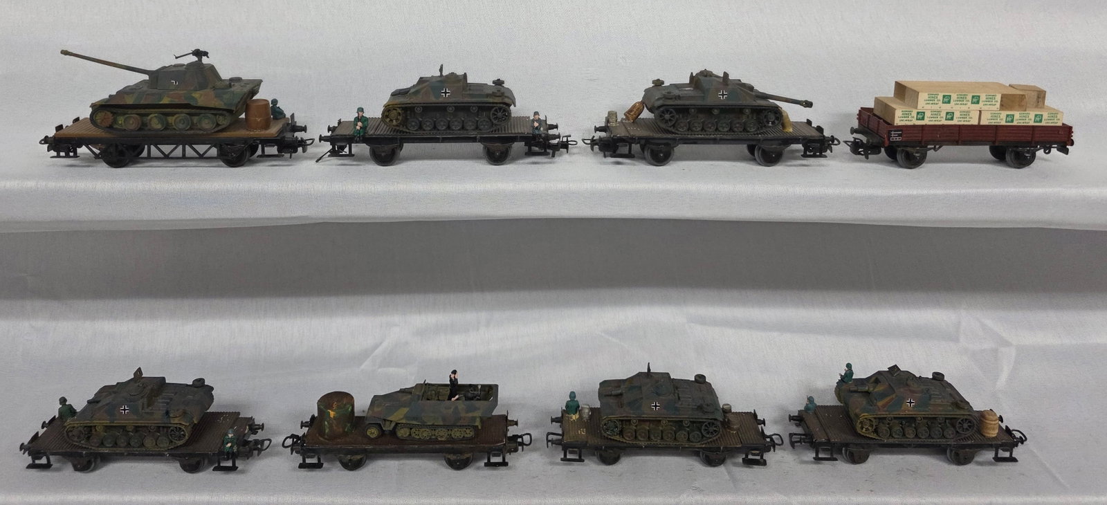 Marklin HO Prototype Military Flatcar Lot of 8 (1 of 4)