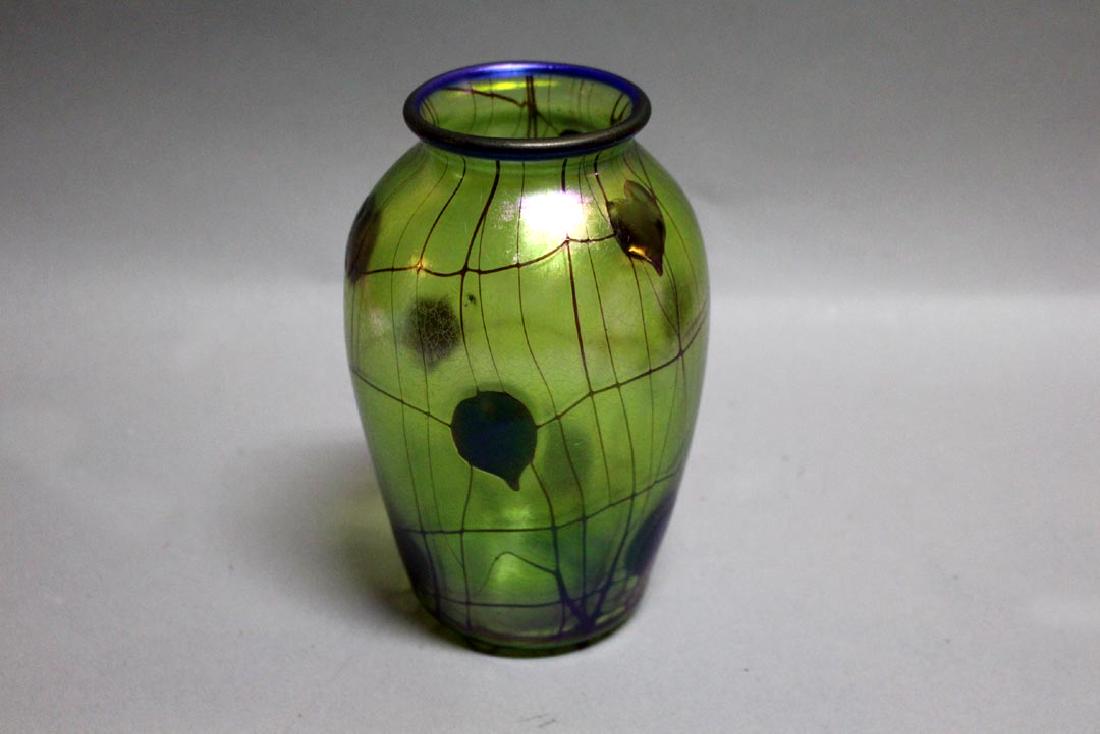 Hearts And Vine Imperial Art Glass Vase (1 of 4)