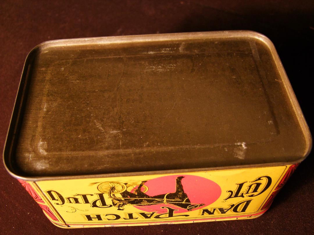 "Dan Patch Cut Plug" Tin - 4