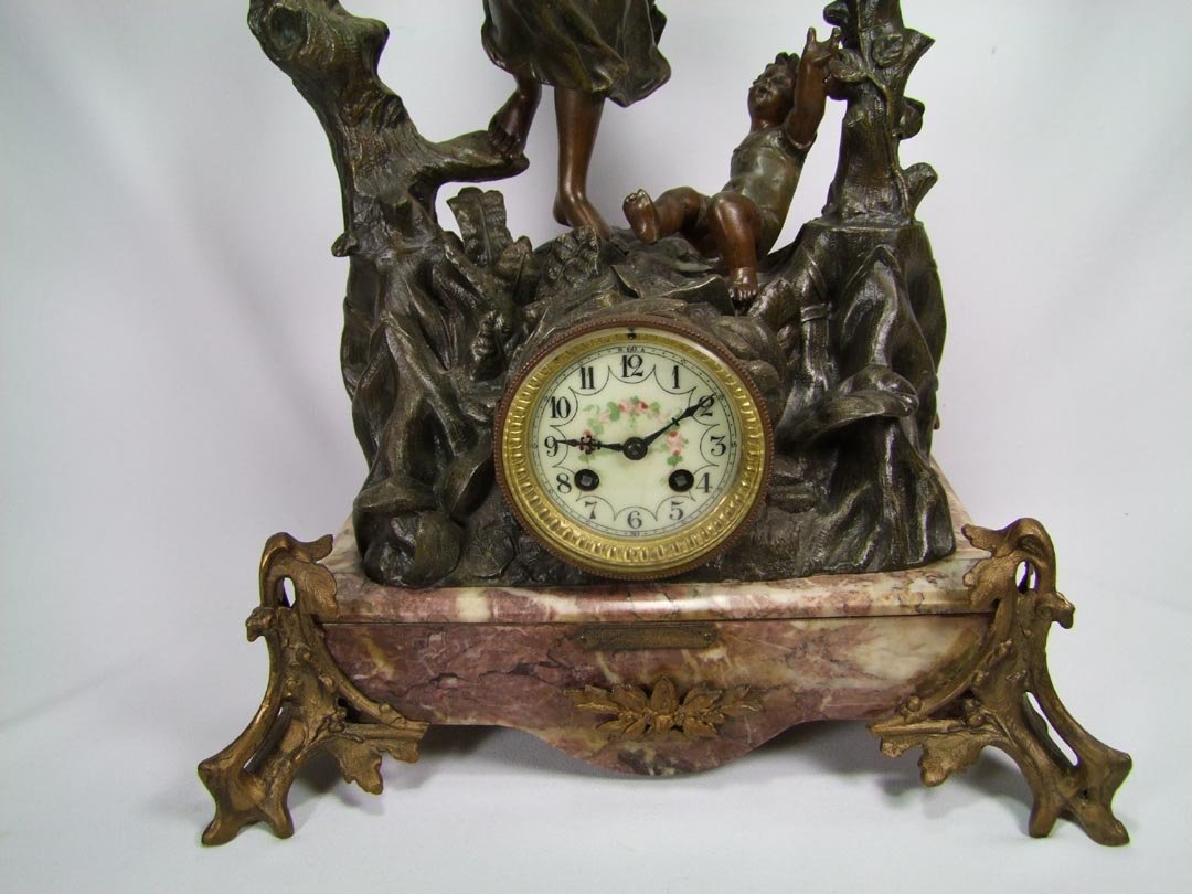 19th Century Clock Set CUEILLETTE de POMMES - 4