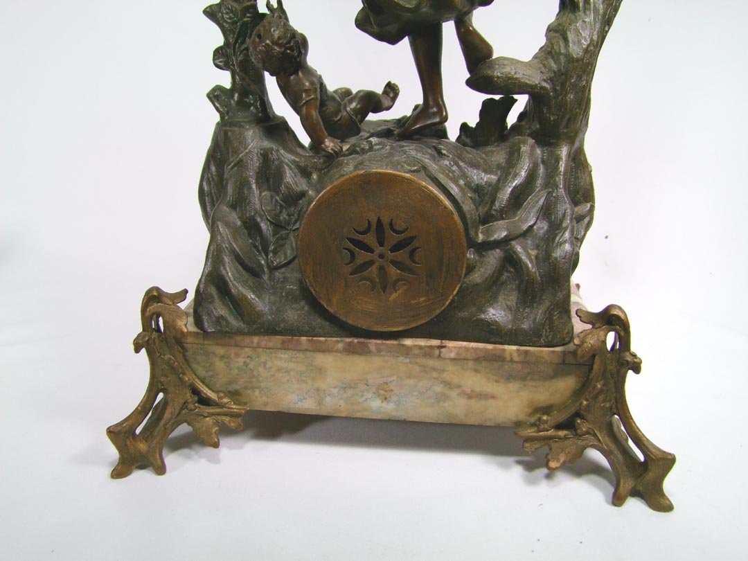 19th Century Clock Set CUEILLETTE de POMMES - 6
