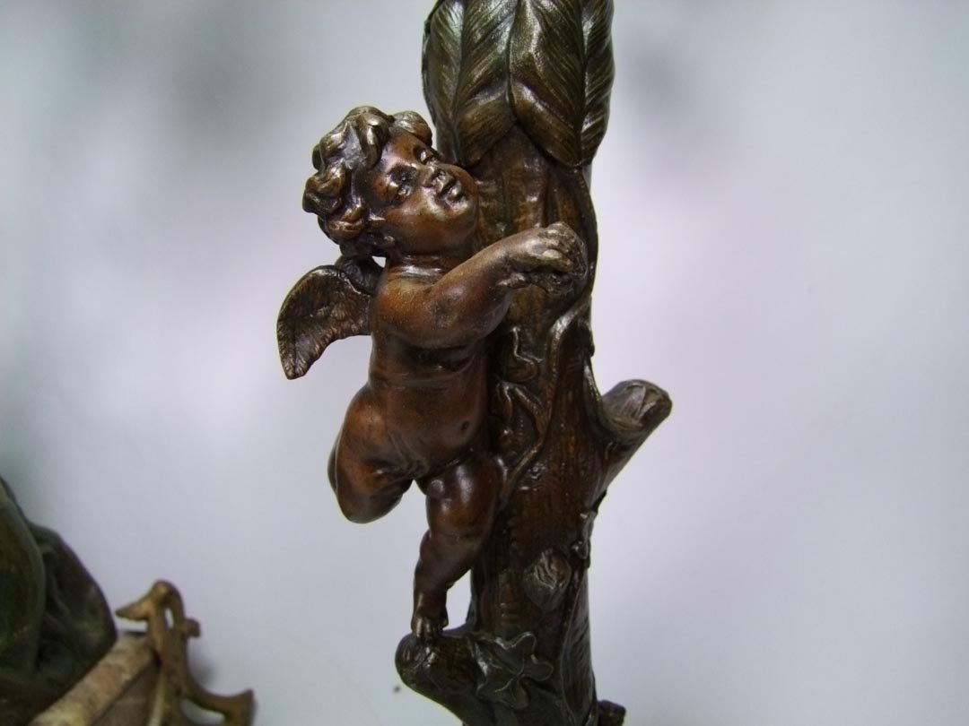 19th Century Clock Set CUEILLETTE de POMMES - 9
