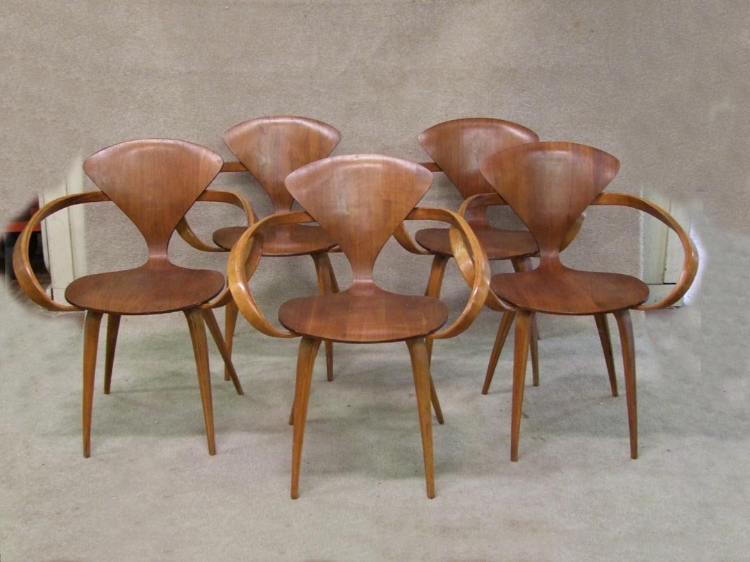 Bernardo/Plycraft Chairs: Set of five arm chairs designed by Bernardo, manufactured by Plycraft Inc. Shows hardly any use.