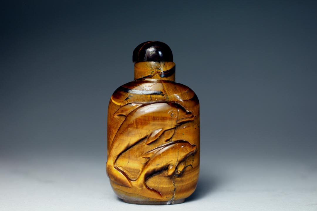 Carved Tiger's Eye Snuff Bottle (1 of 3)