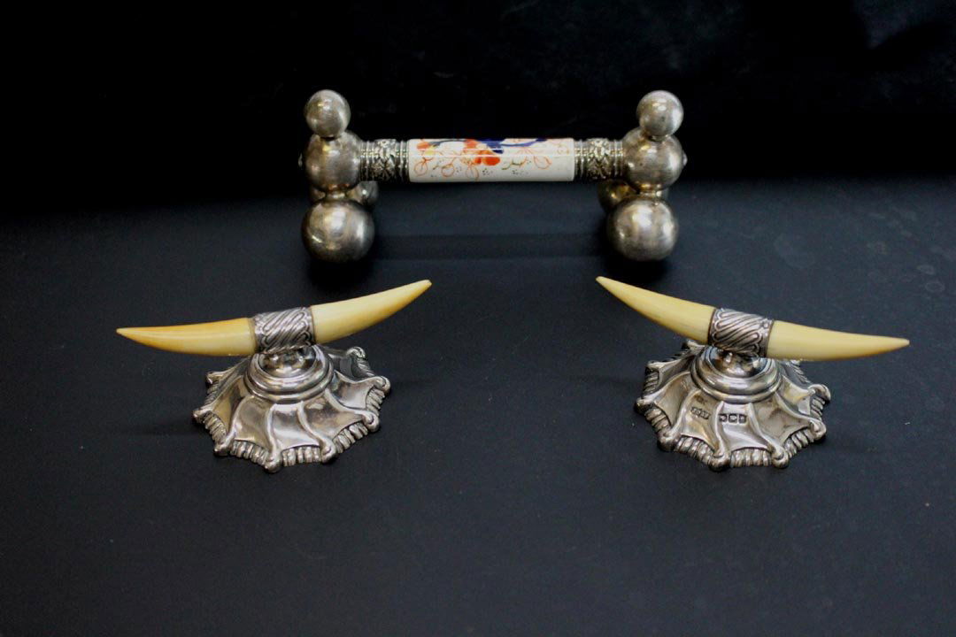 Group of Three Knife Rests (1 of 4)