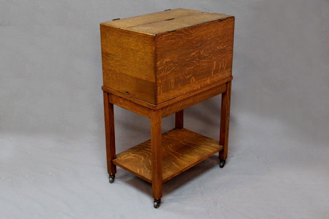 Quarter sawn Oak File Cabinet (1 of 5)