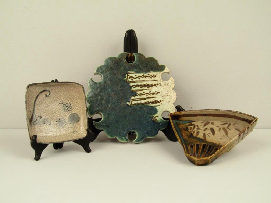 3 Japanese Glazed Ceramic Articles (1 of 8)