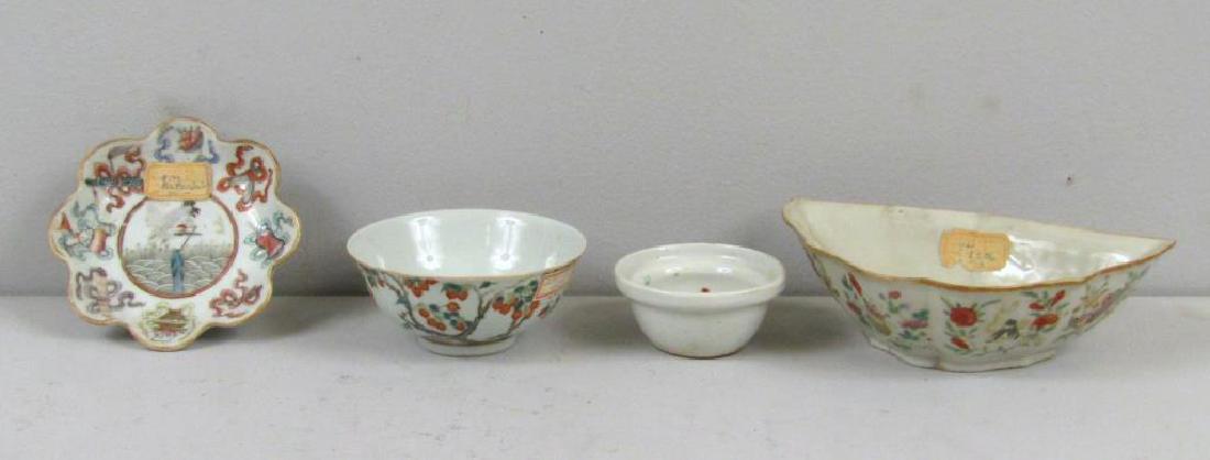 4 Chinese Porcelain Articles (1 of 7)