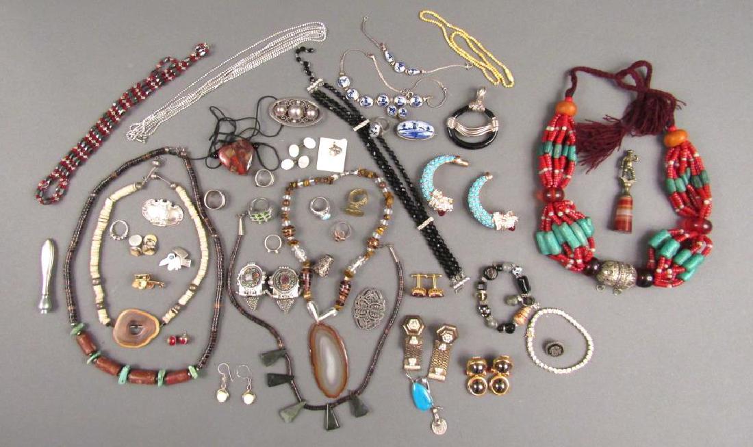 Assorted Costume Jewelry and Other Articles (1 of 8)