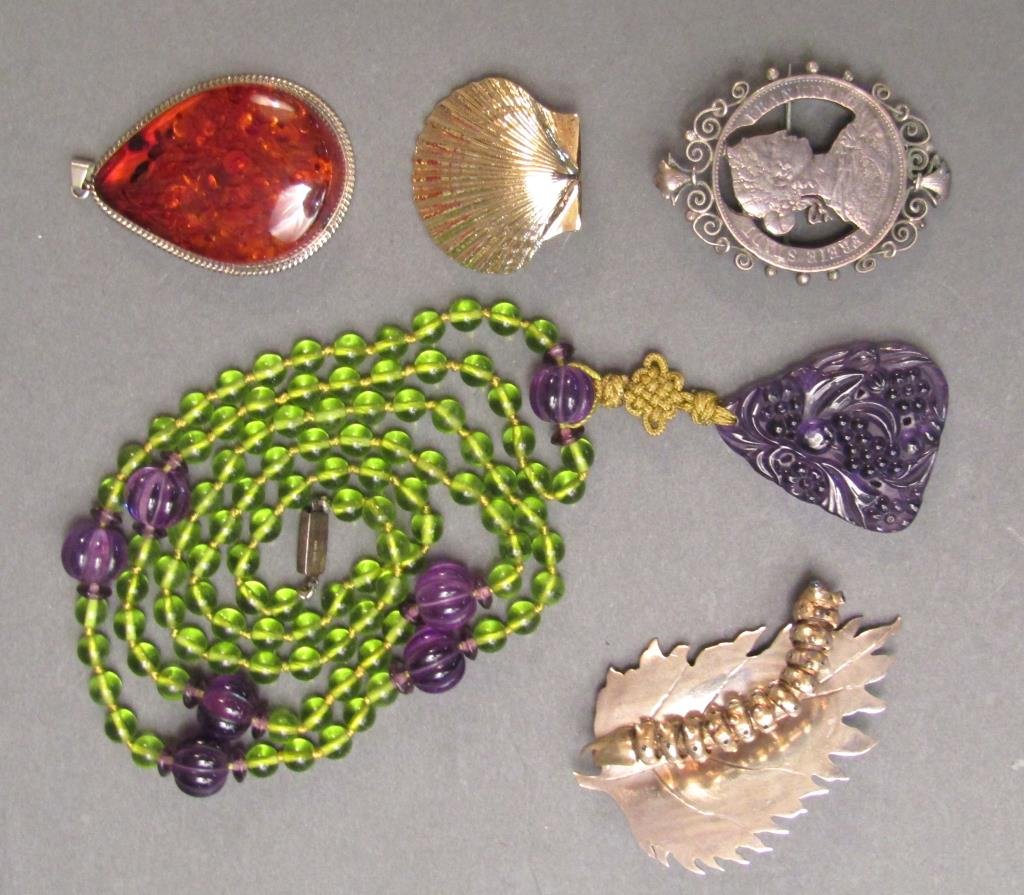 Assorted Costume Jewelry (1 of 5)
