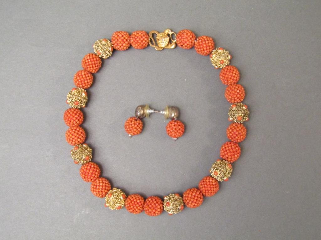 Alice Kuo Coral and Gold Tone Suite (1 of 5)