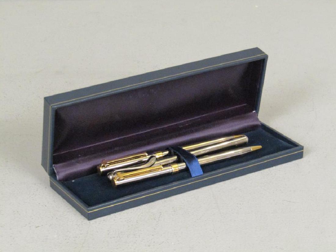 Assorted Pens (1 of 9)