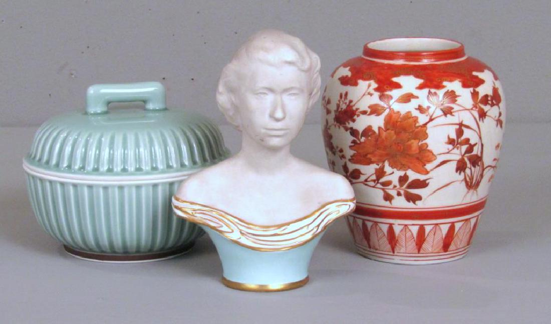 3 Porcelain Articles (1 of 7)