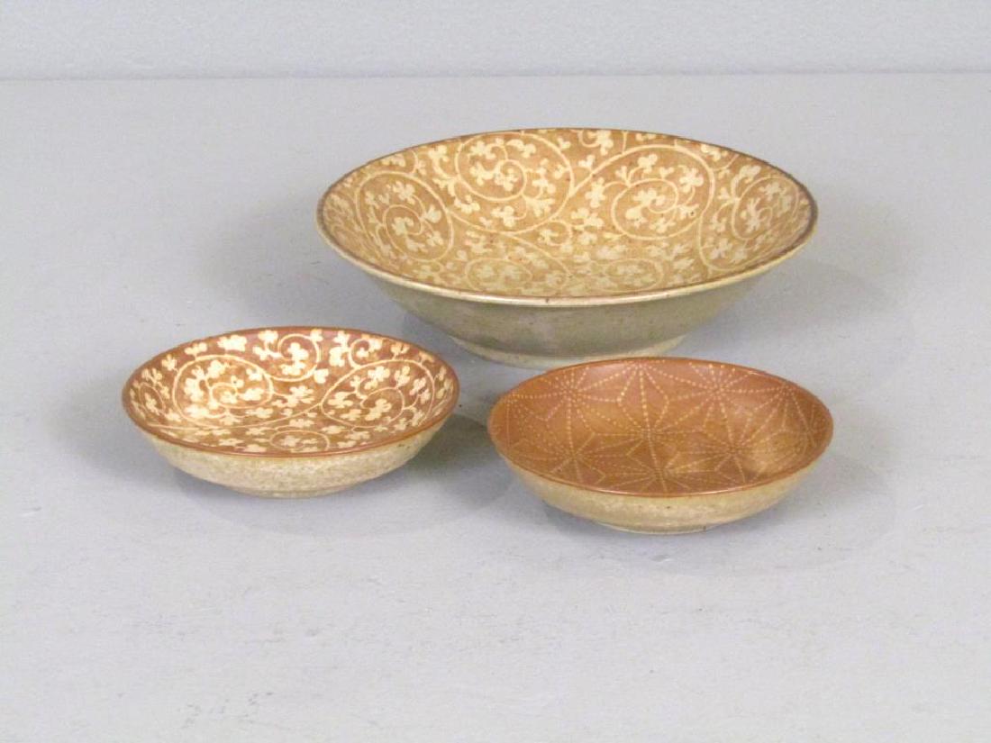 3 Shallow Pottery Bowls - Asian etc. (1 of 3)