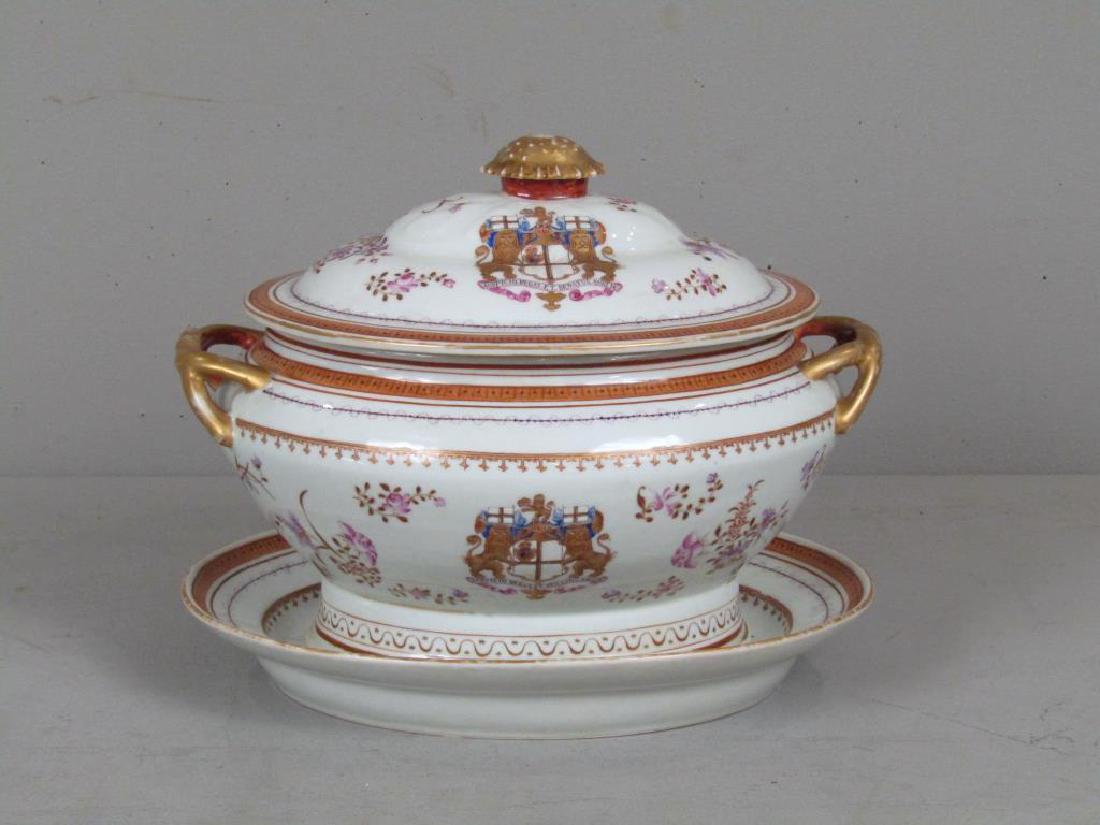 Chinese Export Porcelain Covered Tureen (1 of 7)