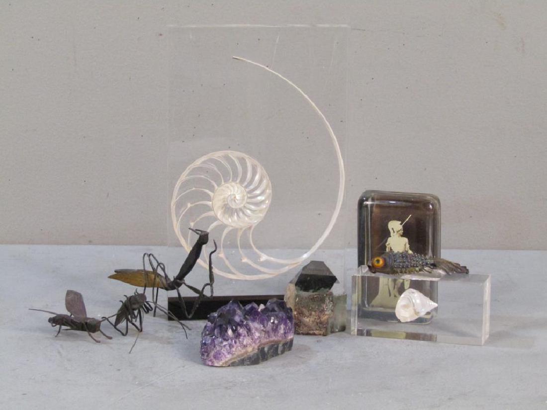 Assorted Desktop Decorations (1 of 6)