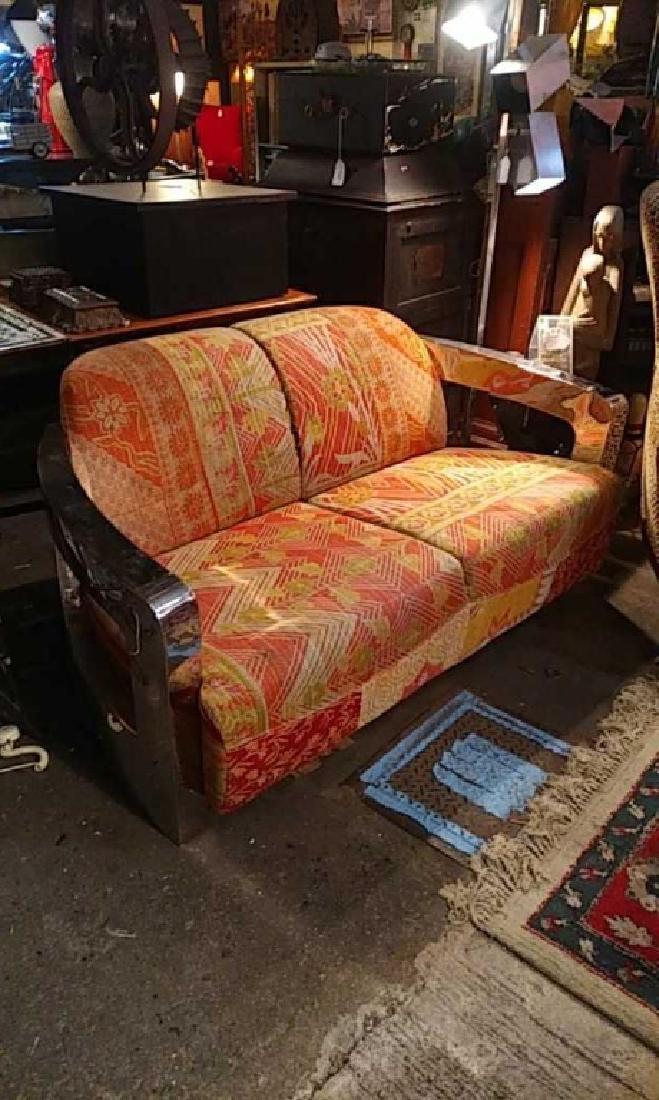 Mid Century Chrome Settee. Roundabout shape with: open arms, chrome on steel (nice sound). 57" 8 35"d x 28h