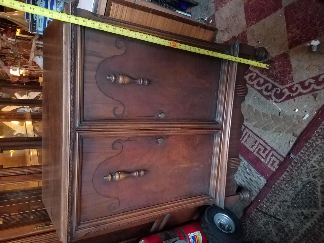 Mahogany Music Cabinet: shelves for sheet music