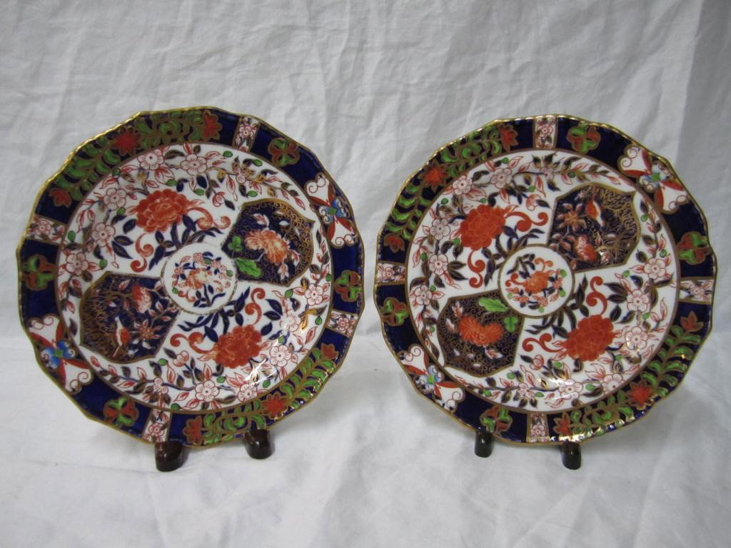 Pair Antique Crown Derby Imari Plates: 9"