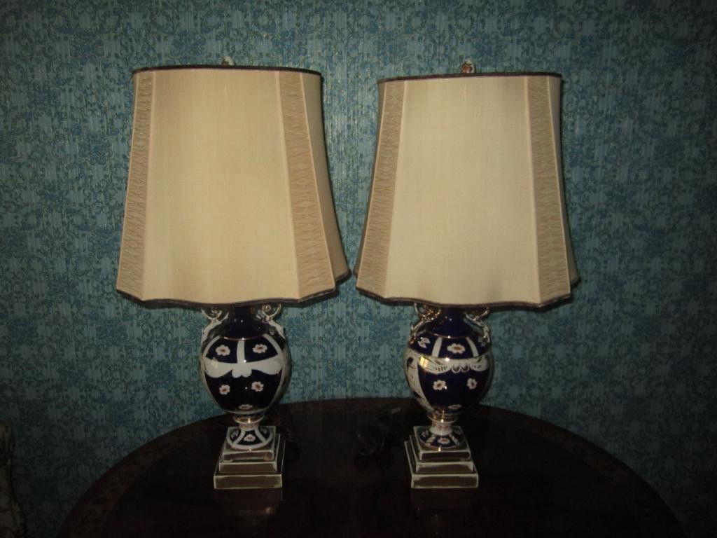 Pair English Imari Porcelain Vase Lamps: Copeland Spode Manner on stepped bases. Painted wood Imari pattern finials. 31" tall total