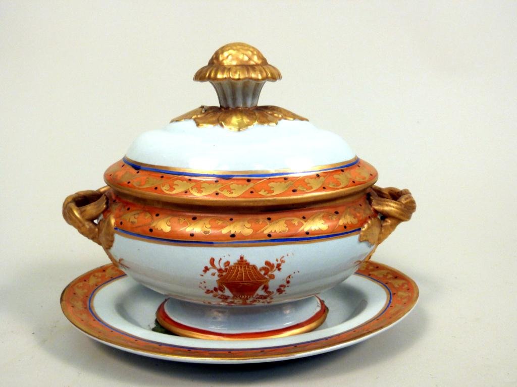 Mottahedeh Small Gravy Boat and Saucer: Lowestoft reproduction. 8 1/2W X 7"T"