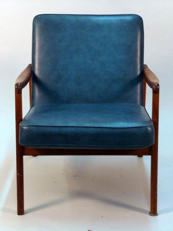 John Stuart Lounge Chair: John Stuart Label and FF label, made in Denmark. 24 1/2"W x 26"D x 25 1/2"H