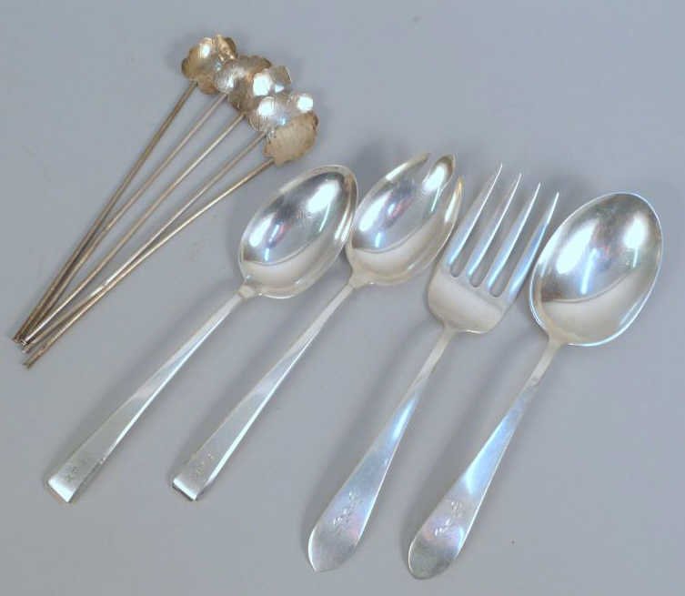 2 Pair Sterling Silver Serving Sets: Together With 5 Sterling Iced Tea Spoons. Servers Monogrammed. 10.6 troy oz