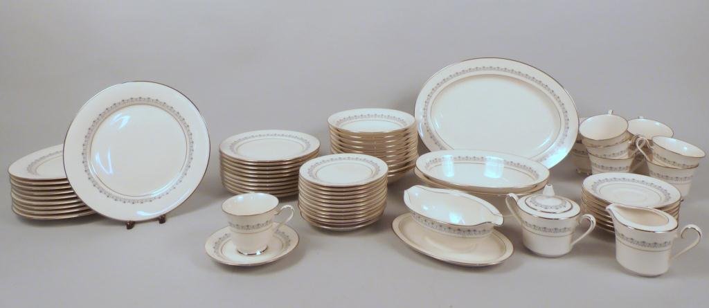 Noritake China Geri" Pattern Dinner Set": Service for 10 - 5 Piece Setting - Dinner Plate, Salad Plate, Soup Bowl, Bread/Butter Plate, Cup/Saucer. Additional Serving Pieces Gravy Boat, Oval Platter, 2 Oval Vegetable Bowls, Creamer, Sugar Bowl