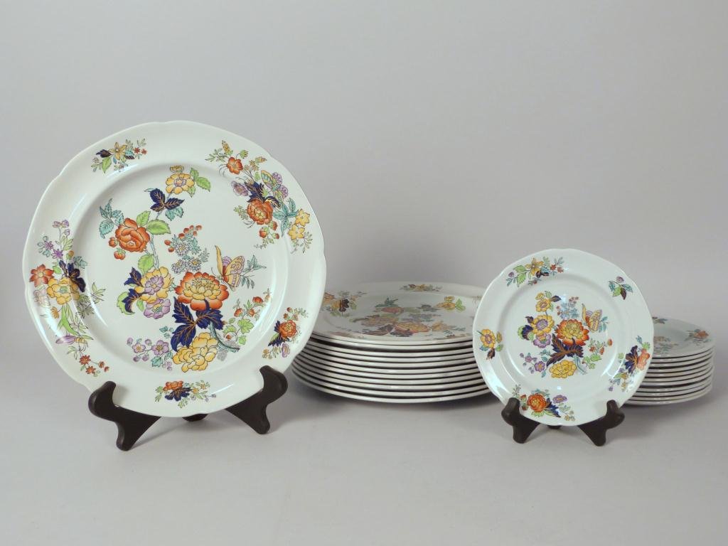 24 Copeland Spode Plates: 12 Dinner & 12 Bread & Butter Plates. England "New Stone" pattern.