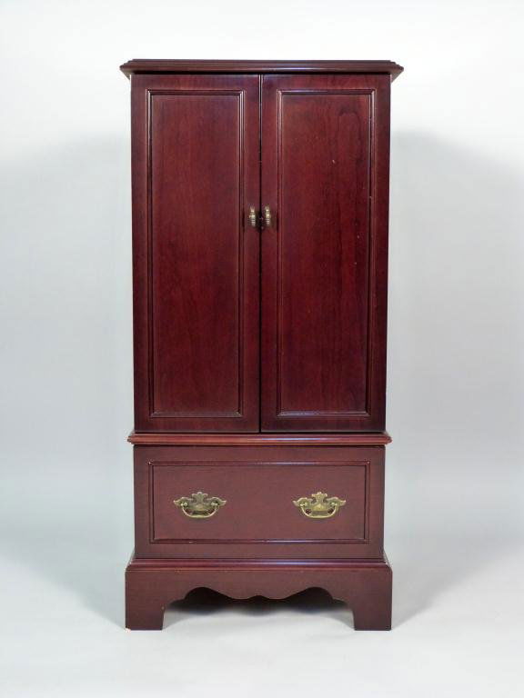 Bombay Co. Standing Jewelry Chest