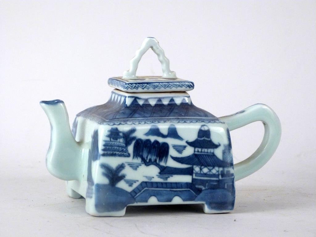 Assorted Chinese Blue and White Porcelain (4): 4 Pieces - Squared Tea Pot (5" H), Beaker style Vase (10" H), and Pair Plates (8 3/4" dia) chipped.